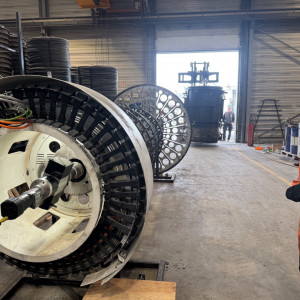 Usinage sur site d'un arbre de ligne automatisée de fabrication structure métallique à Villefranche-sur-Saône